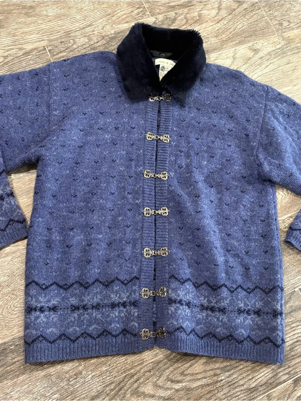 Fair Isle 100% Wool Blue Sweater Cardigan Metal Clasp Sz L Detachable Collar